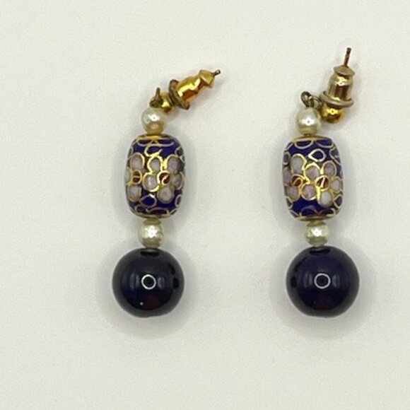 VINTAGE Blue, pierced earrings pearls on top Cloisonné - Picture 2 of 3